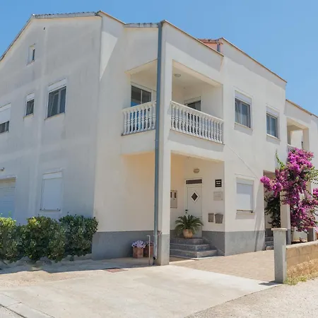 Apartments Rusula Zadar Exterior photo