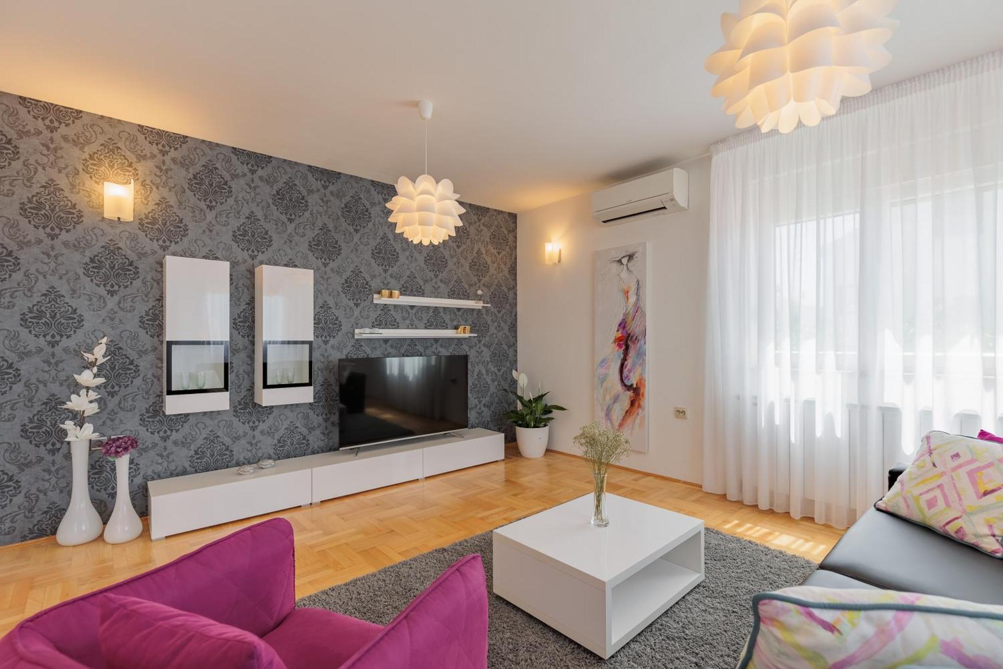 Rusula Apartment *
