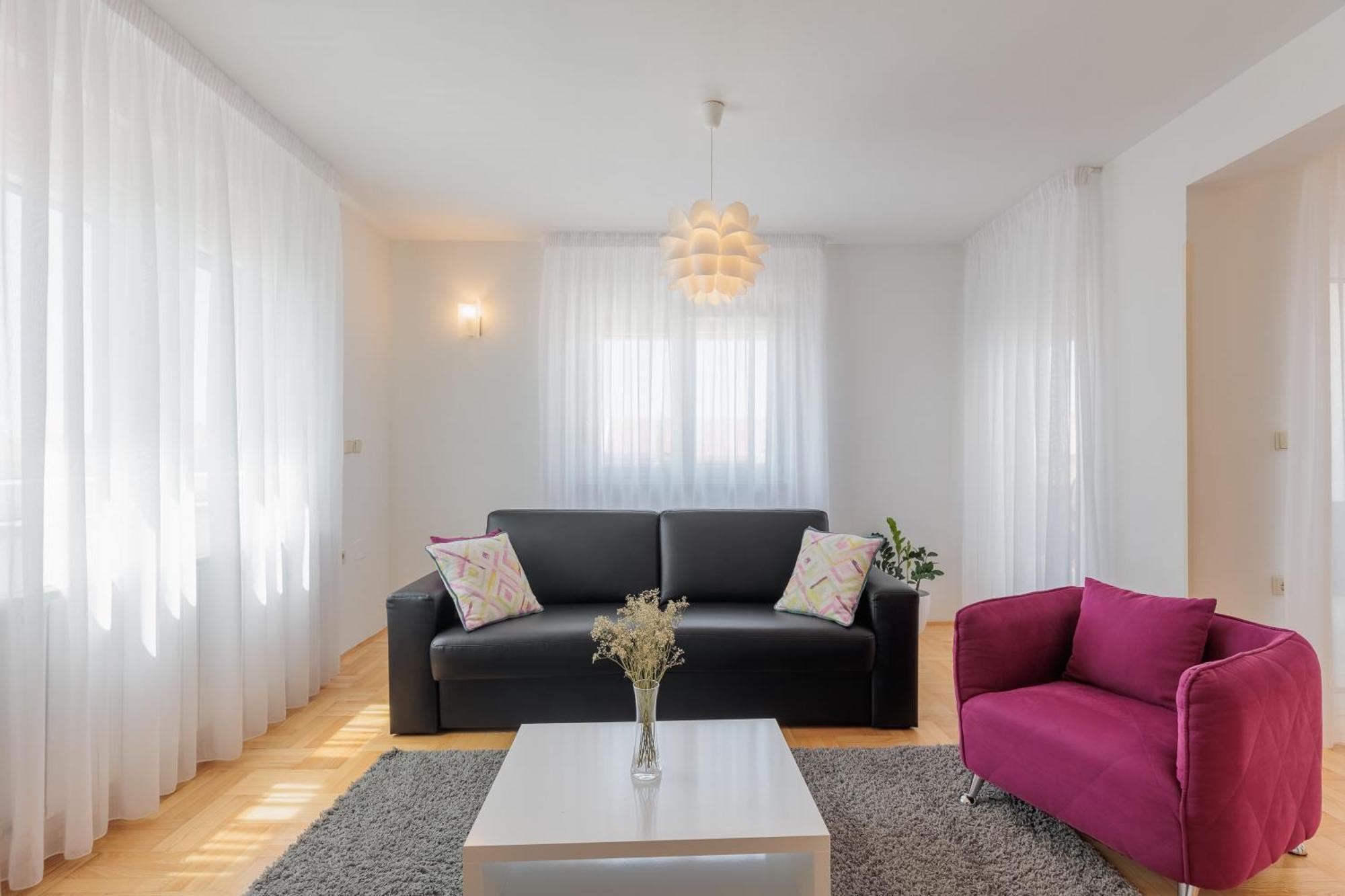 Rusula Apartment *
